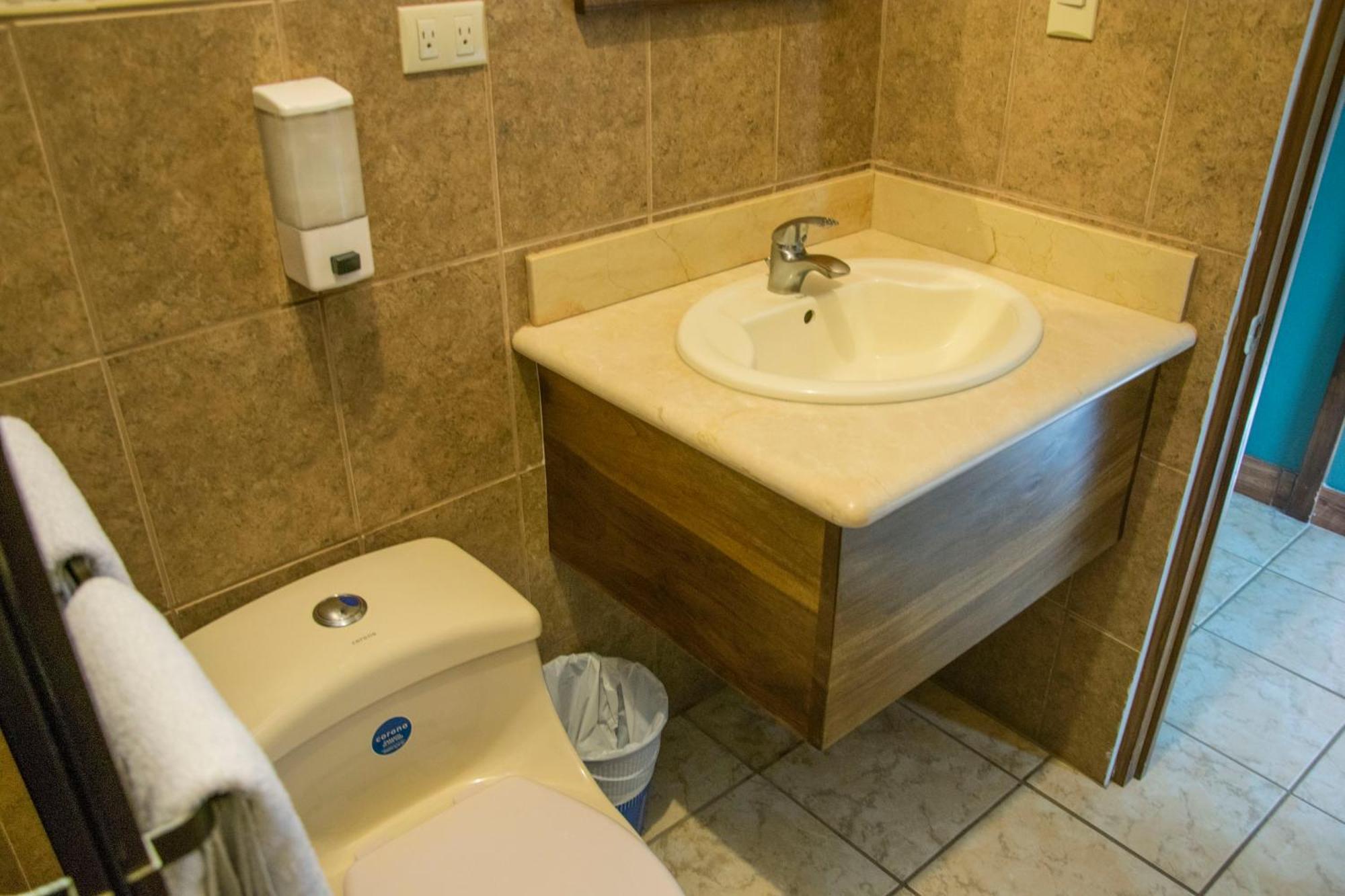 Hotel Pacuare Siqurres Da Alegria Phòng bức ảnh